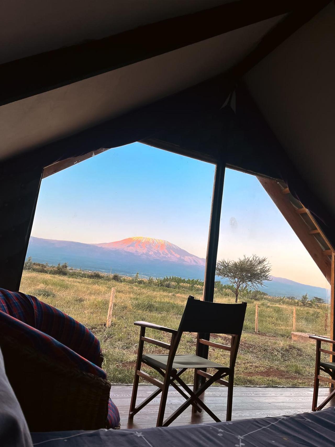 Kilimanjaro View Cabin-Amboseli Oloitokitok Exterior foto
